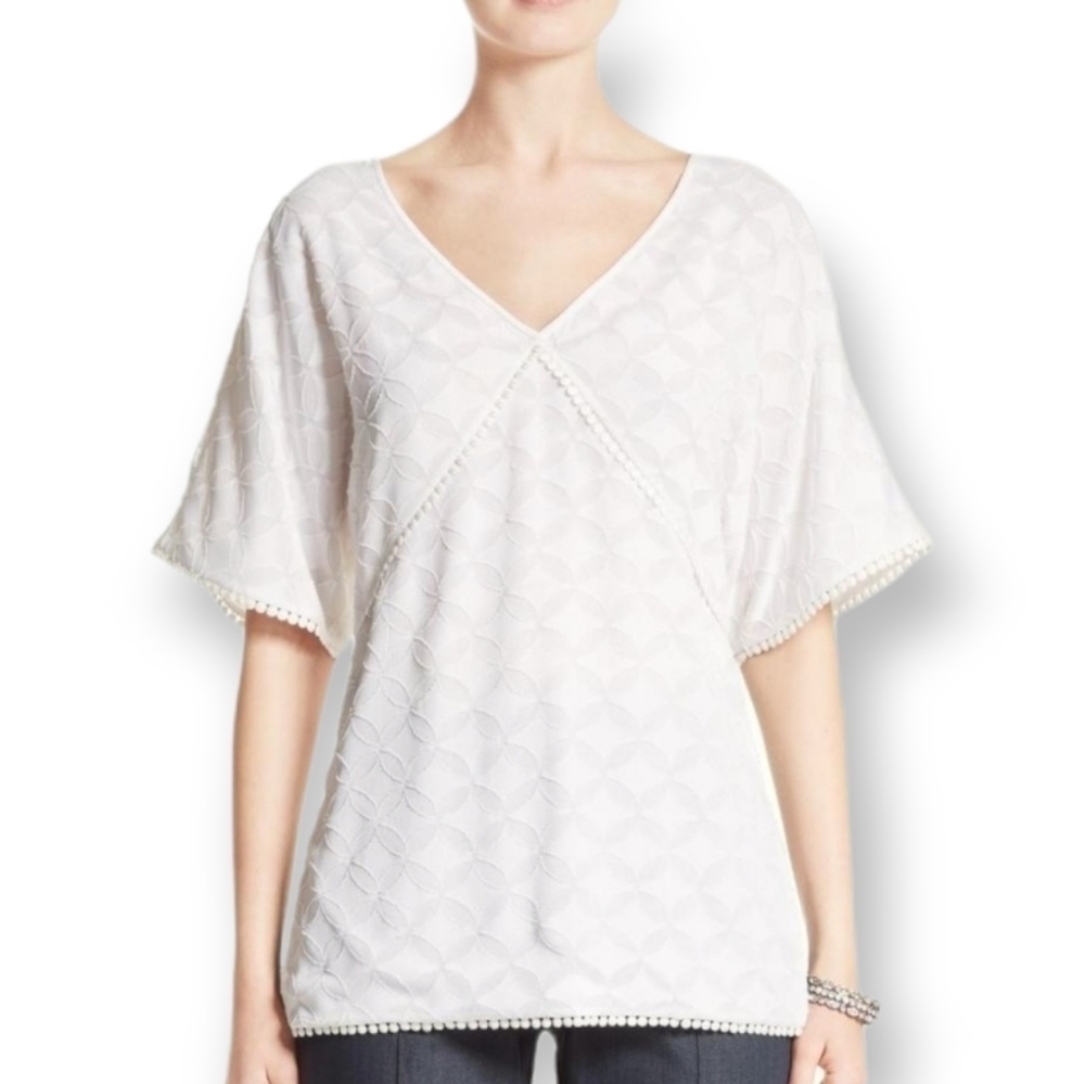 ST. JOHN silk lined White Collection Medallion Fil Coupe Blouse size Med…